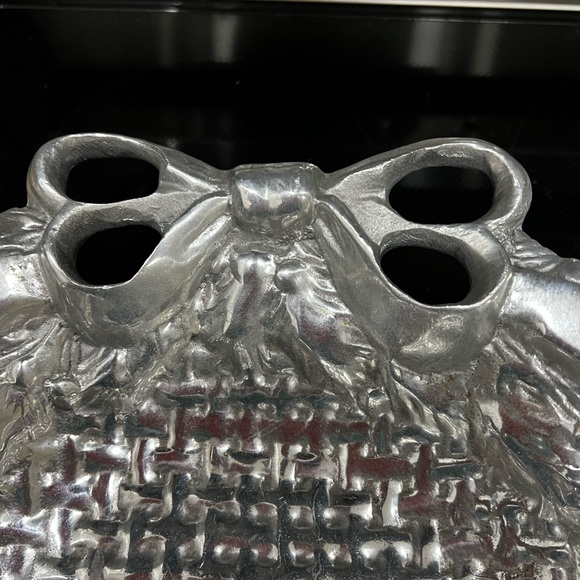 Hammered Alum/Metal Fruit Bowl - Picture 5 of 8